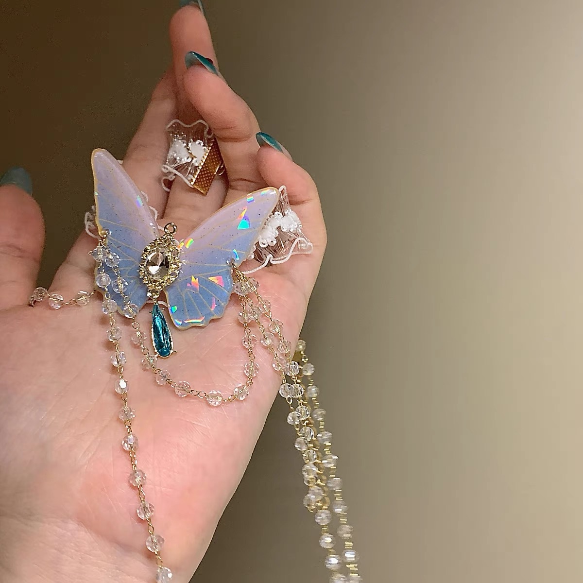 Fashionable Butterfly Pattern  - đánh giá và giá Body Jewelry For You